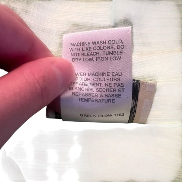 3 for $30! Tradition pink button down shirt. Size 12 - Picture 5 of 8